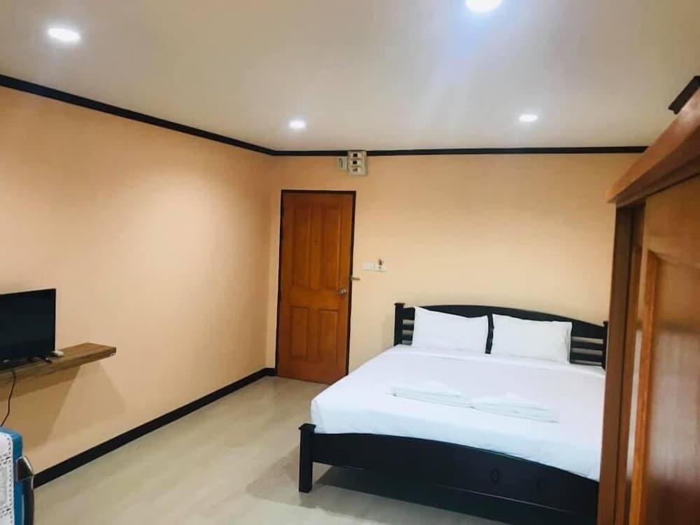 Bp Grand Hotel Chiang Mai Extérieur photo