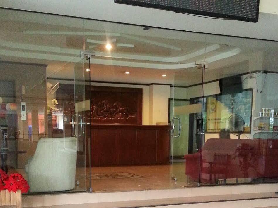 Bp Grand Hotel Chiang Mai Extérieur photo